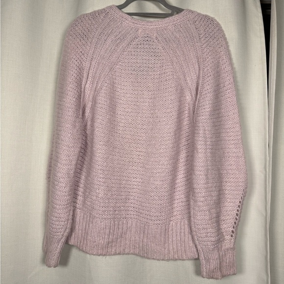Universal Thread Lilac Lavender Knit V Neck Overaized Sweater Medium - Picture 5 of 8